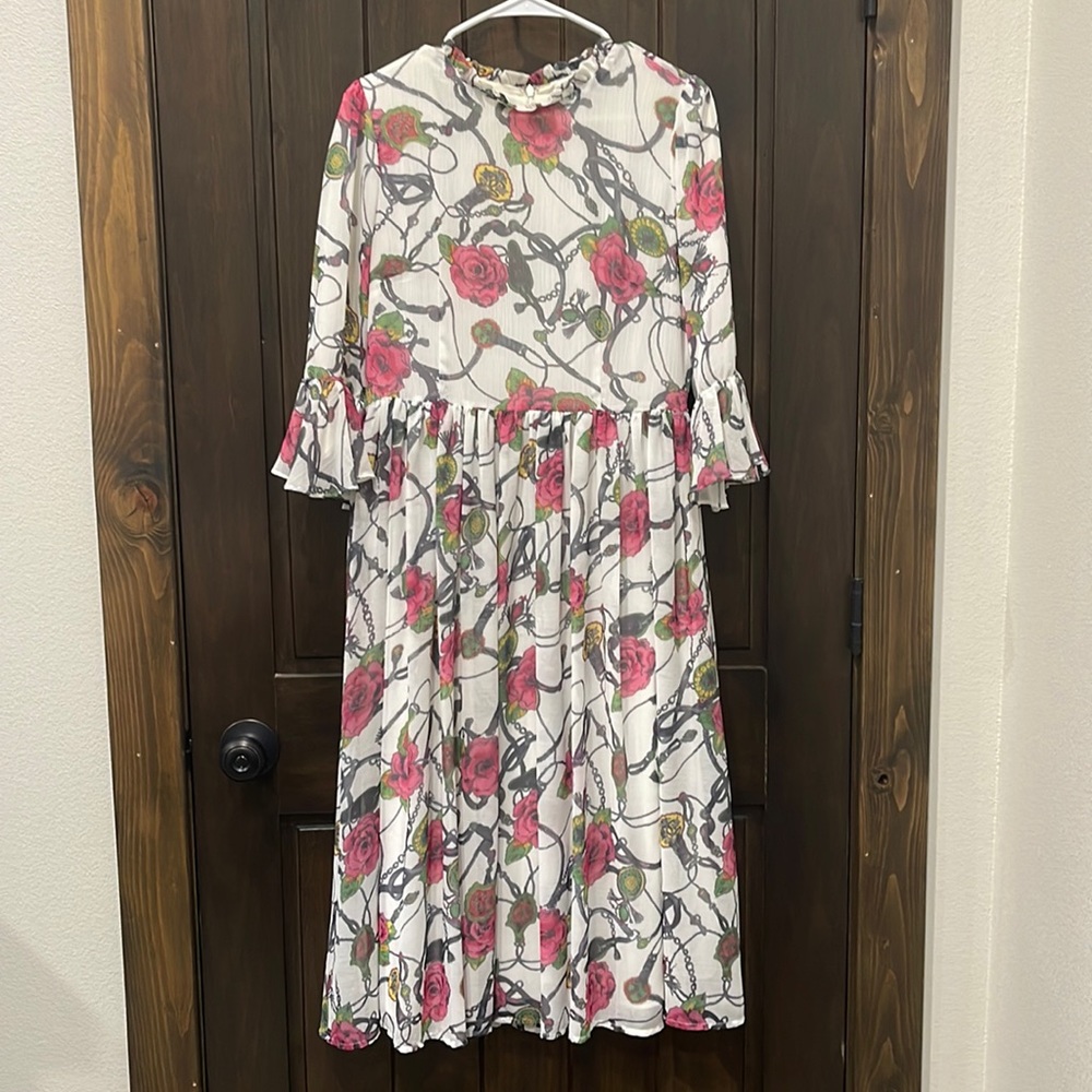 Dainty Jewells dress size medium